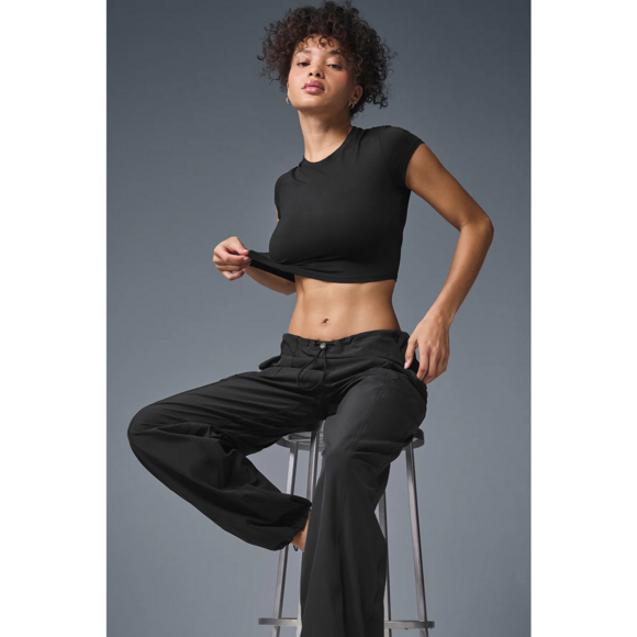 Alo Yoga Pants - Alo Yoga Alosoft Crop Finesse Short Sleeve in Black